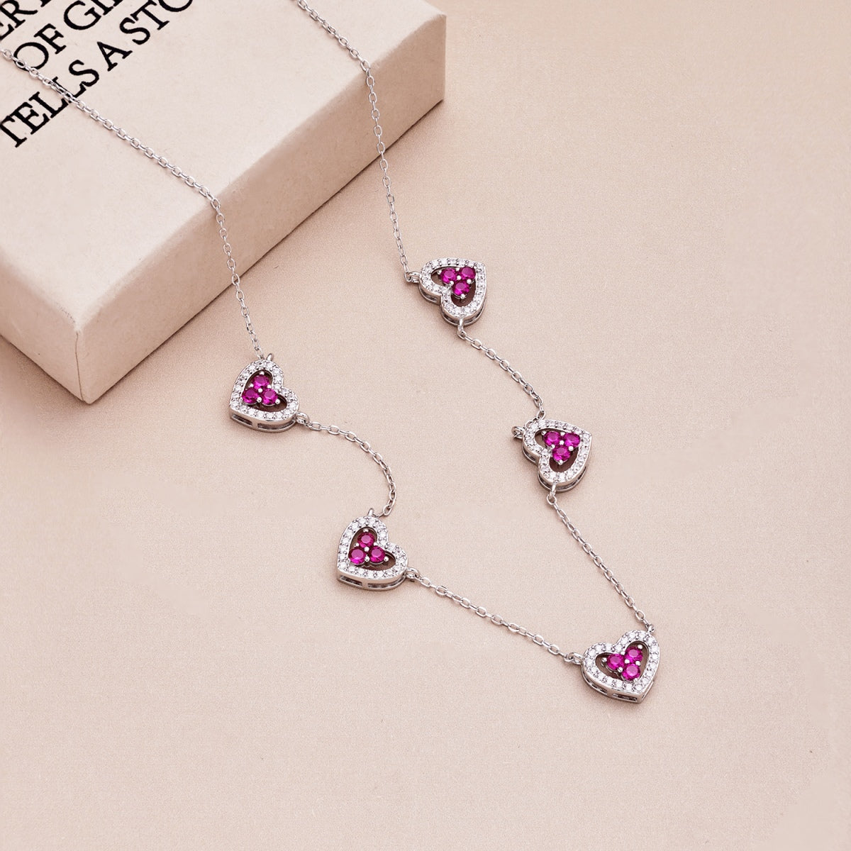[AuraEcho]Sparkling Five Heart Necklace