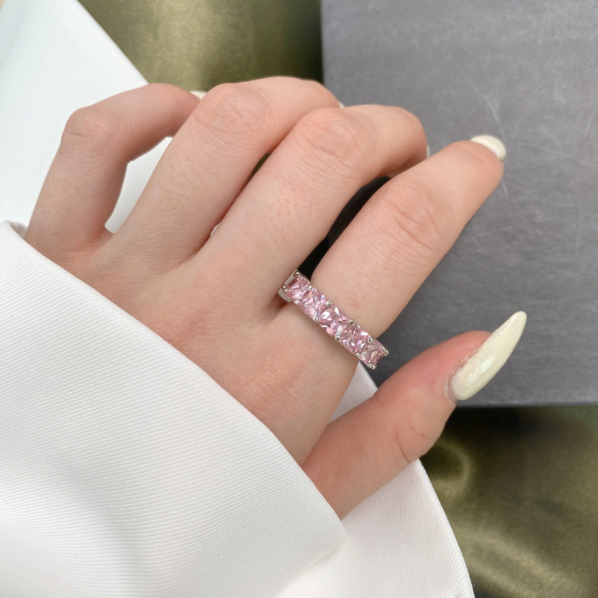 [AuraEcho]Elegant Princess Cut Tennis Ring