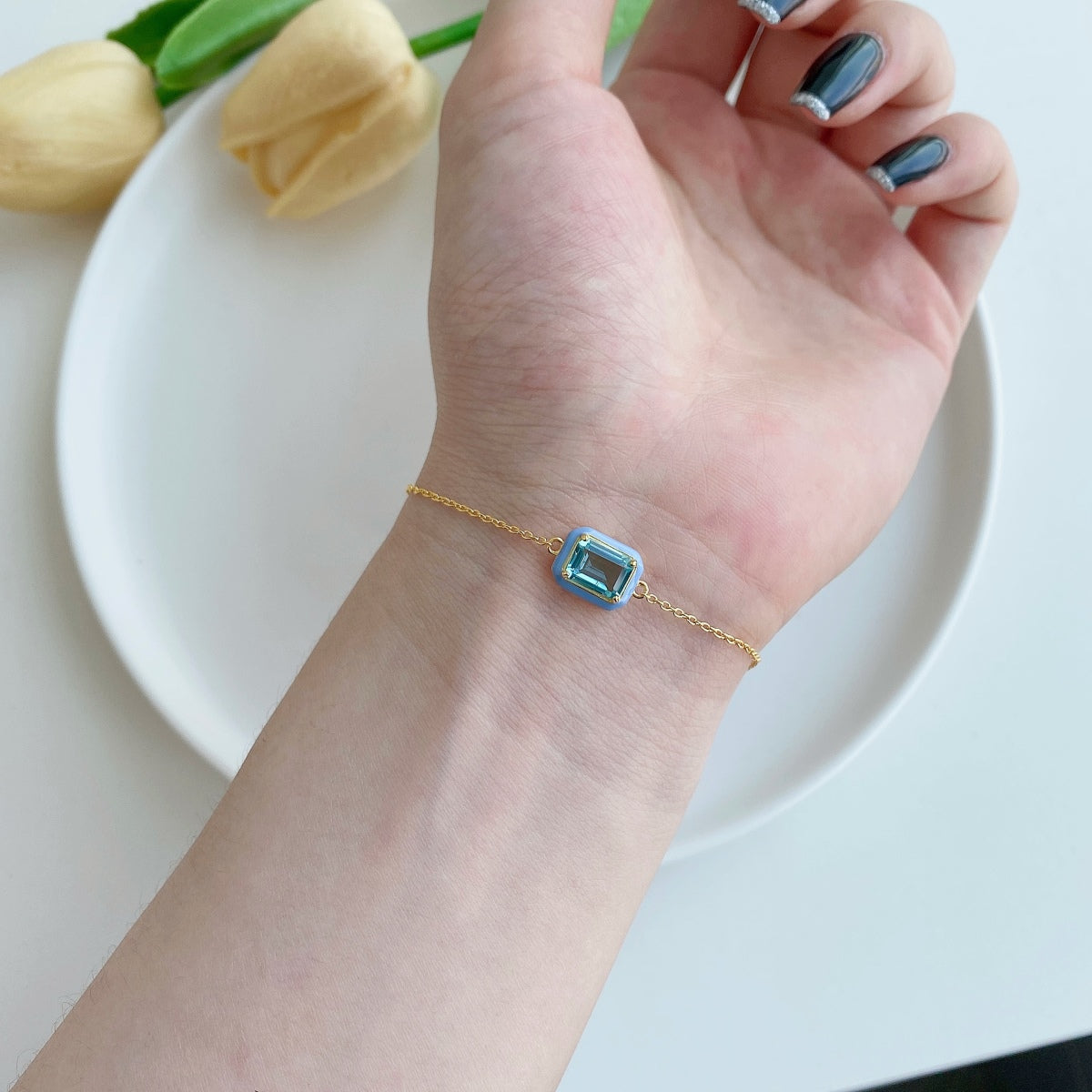 [AuraEcho]2.0 Carat Sparkling Colorful Emerald Cut Daily Bracelet