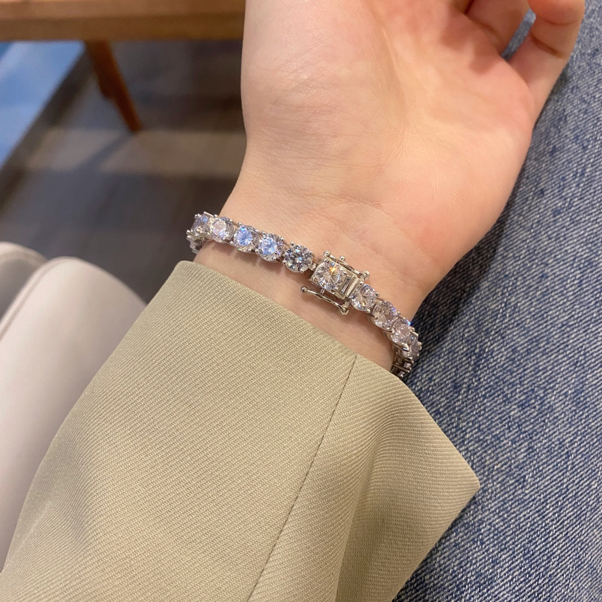 [AuraEcho]0.75 Carat Dazzling Round Cut Wedding Bracelet