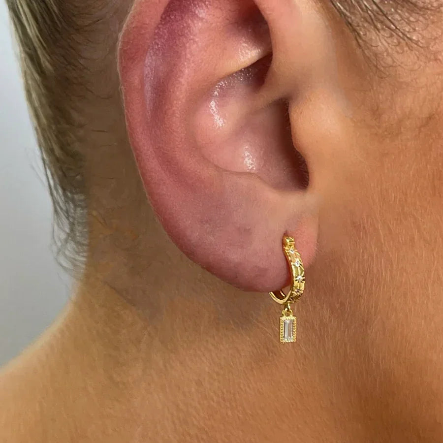 [AuraEcho]Cassidy Diamond Hoops