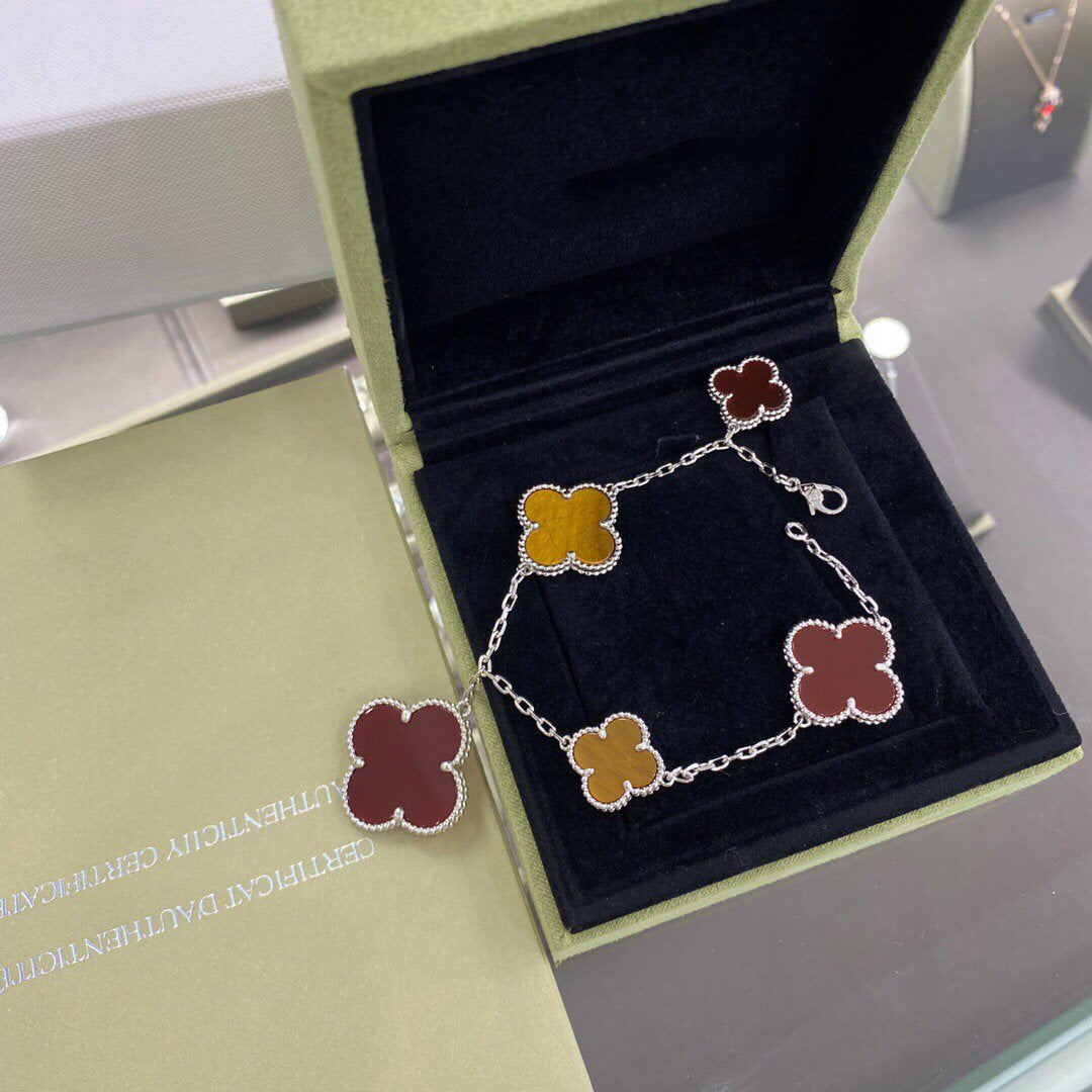 [AuraEcho]CLOVER 5 MOTIFS SIVLER CARNELIAN TIGER EYE BRACELET