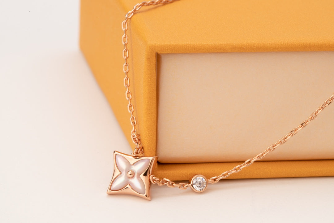 [AuraEcho]STAR PINK MOP 1 DIAMOND PINK GOLD NECKLACE