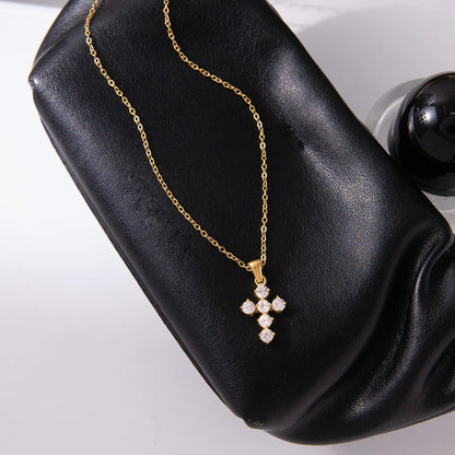 [AuraEcho]Wynter Diamond Cross Necklace