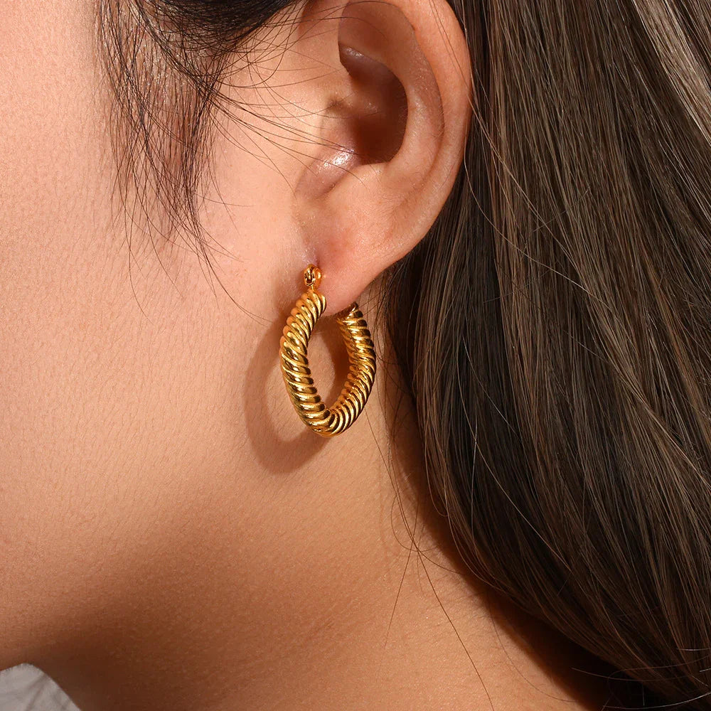[AuraEcho]Emani Twist Square Earrings