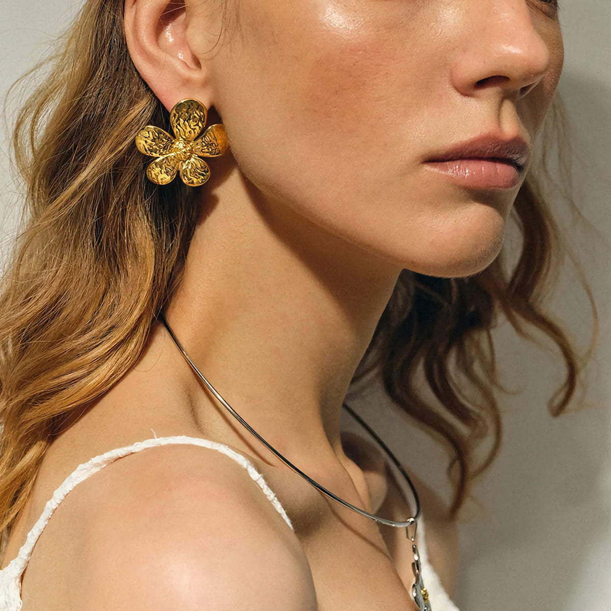[AuraEcho]Daisy Gold Earrings