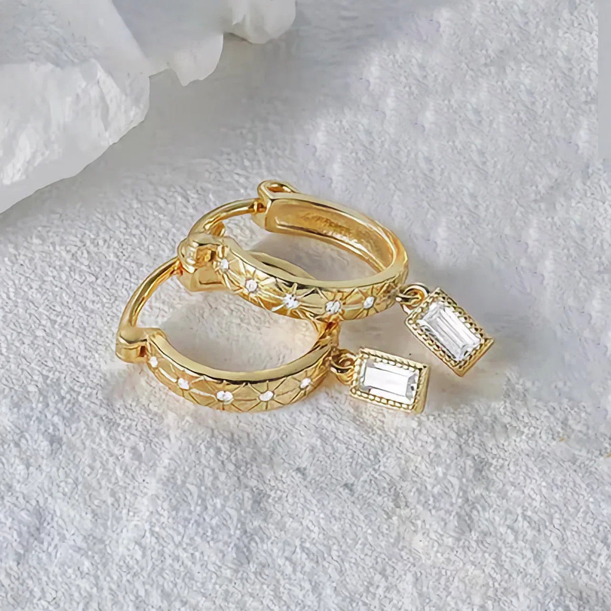 [AuraEcho]Cassidy Diamond Hoops