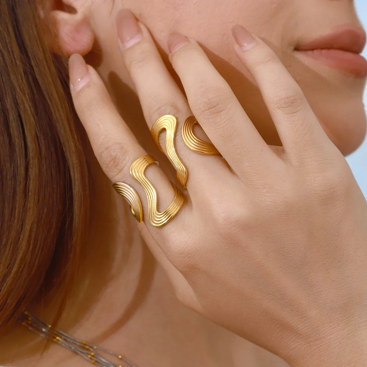 [AuraEcho]Vivi Twisted Band Gold Ring
