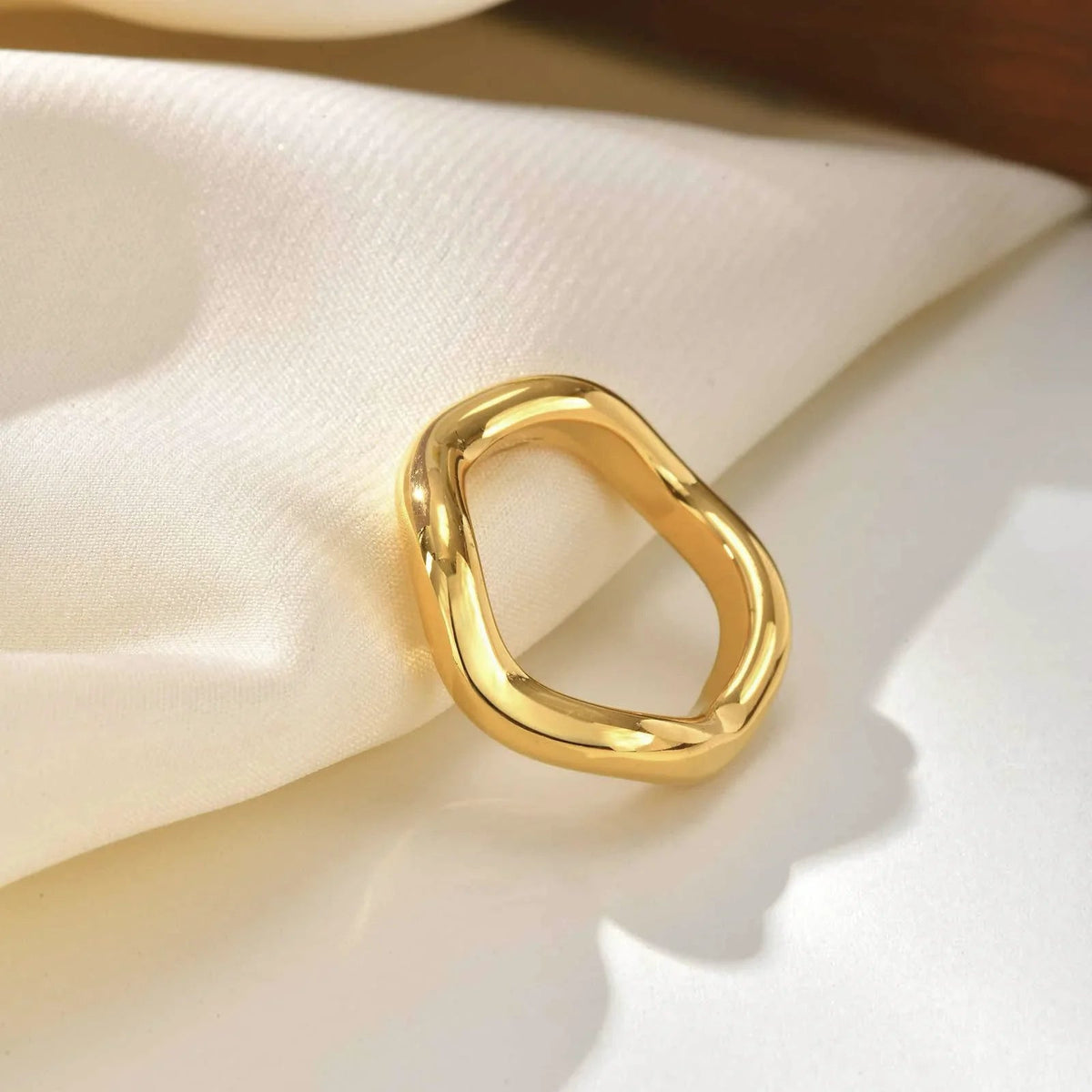 [AuraEcho]Lunaria Gold Wave Ring