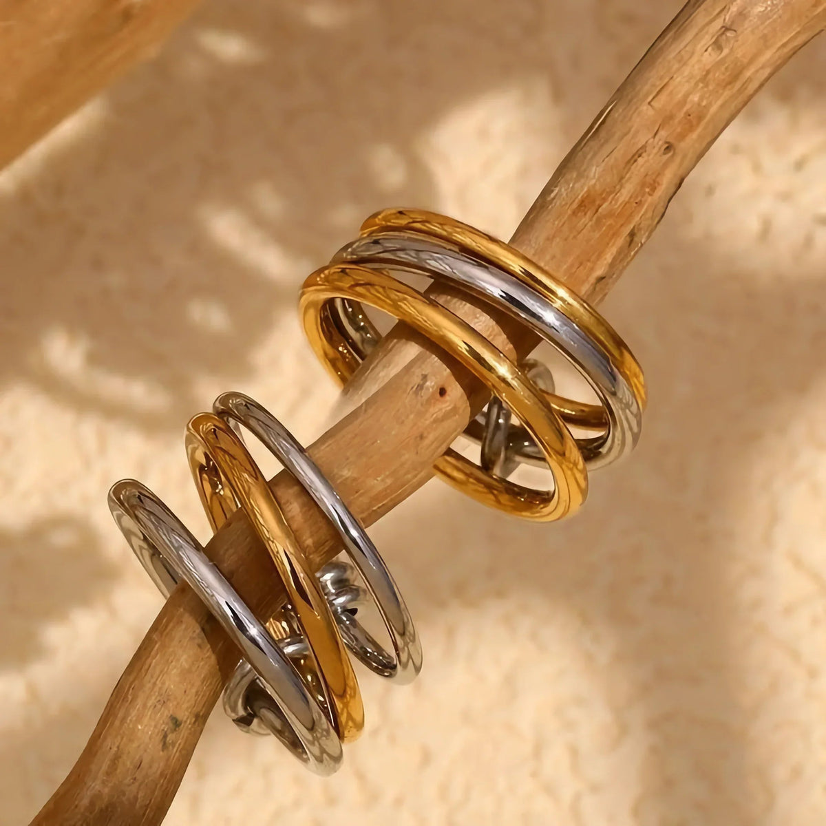 [AuraEcho]Gabriela Two-Tone Ring Stack