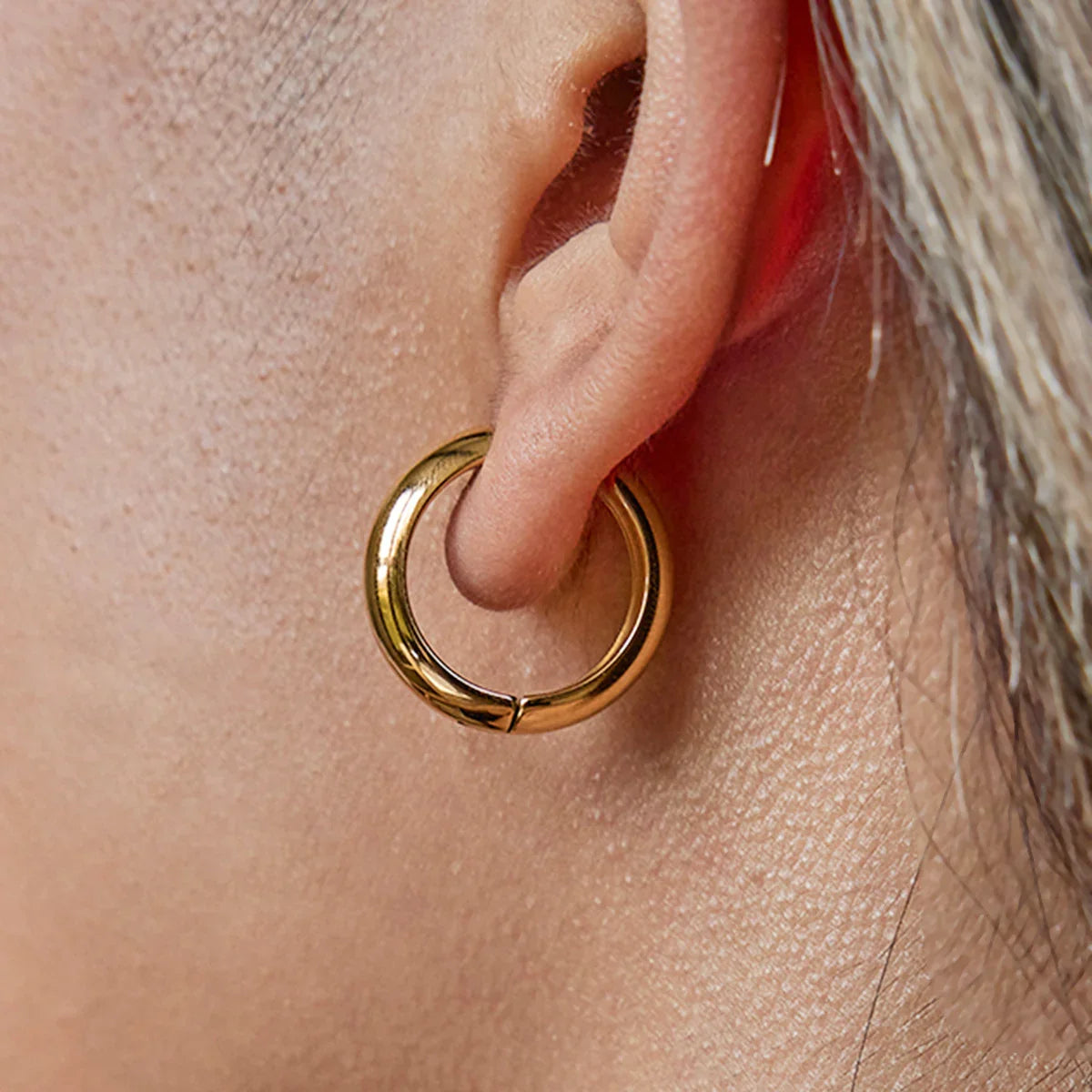 [AuraEcho]Clarabelle Staple Gold Hoops Bundle