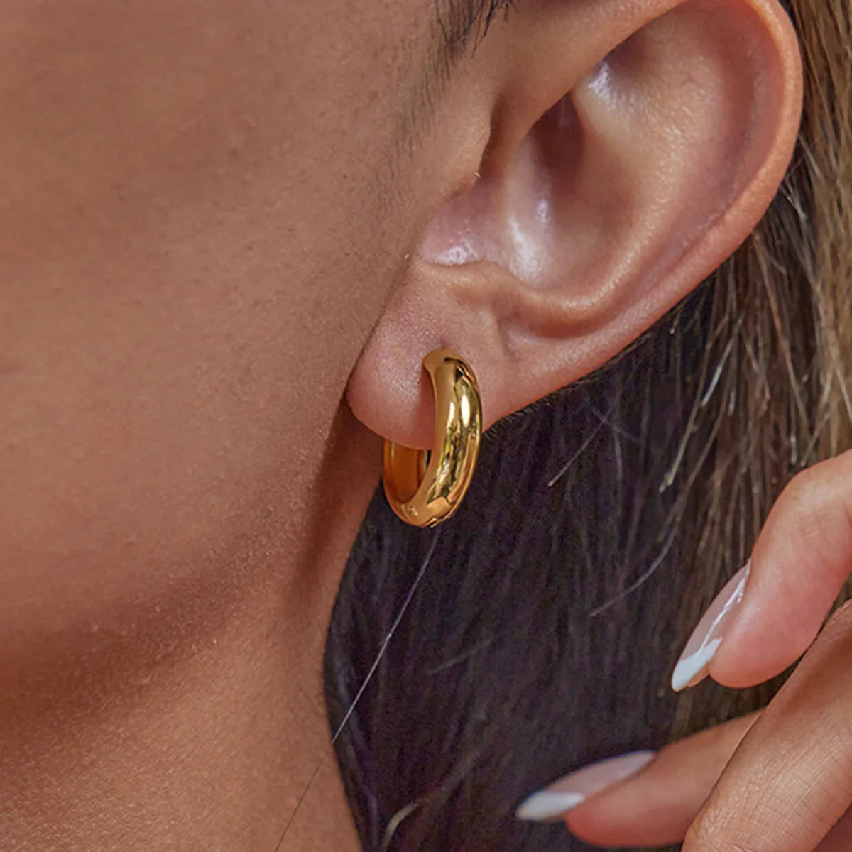 [AuraEcho]Clarabelle Staple Gold Hoops Bundle