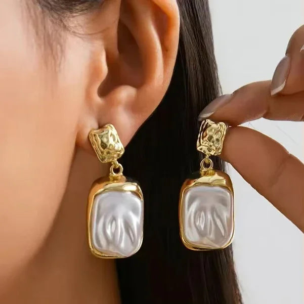 [AuraEcho]Brittany Freshwater Pearl Slate Earrings