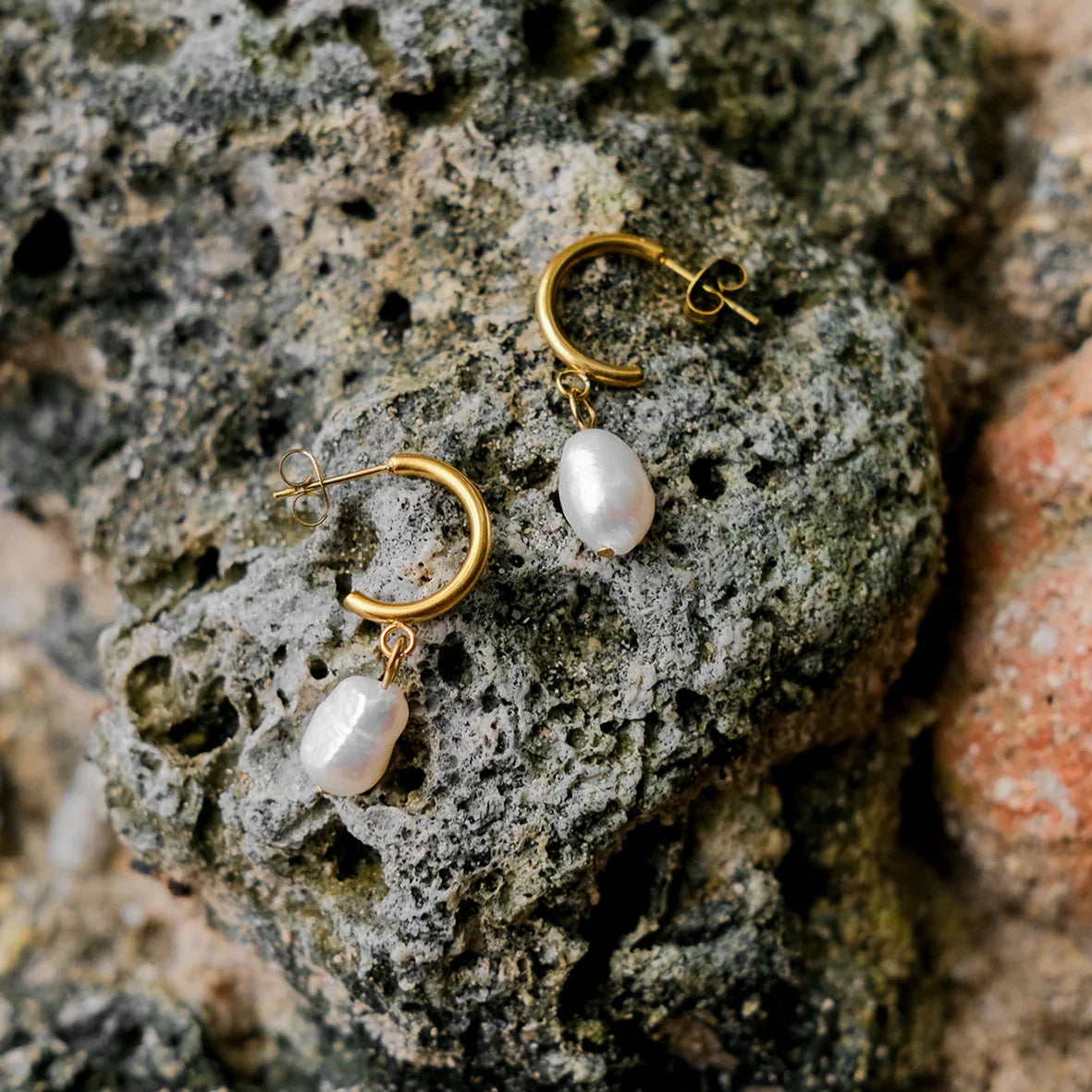 [AuraEcho]Asa Freshwater Pearl Earrings