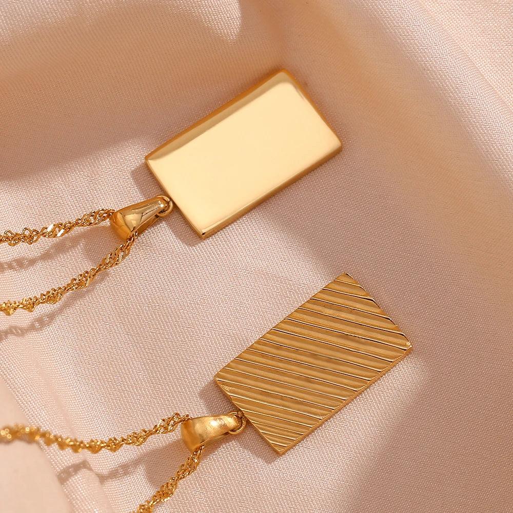 [AuraEcho]Dahlia Gold Necklace