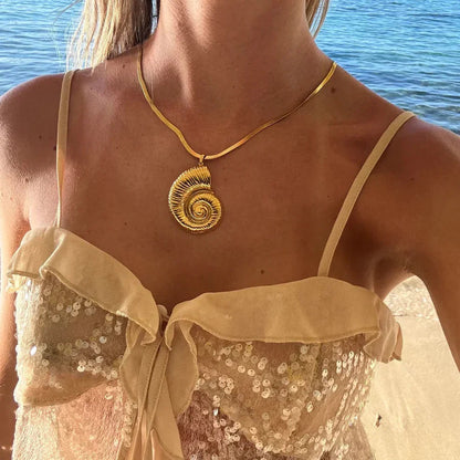 [AuraEcho]Cascadia Nautilus Gold Necklace