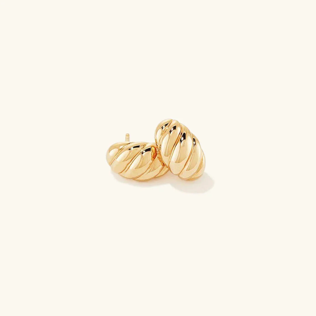 [AuraEcho]Croissant Huggie Earrings