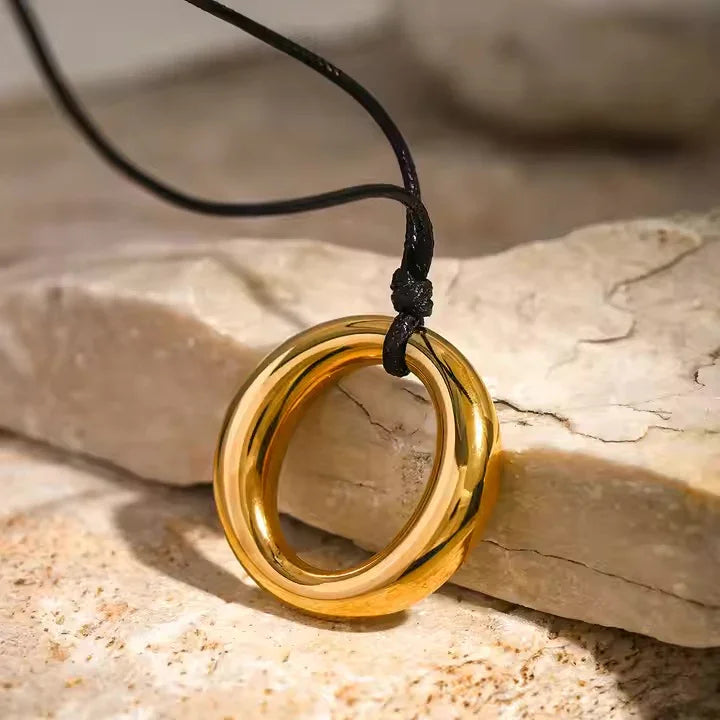 [AuraEcho]Evanna Ring Pendant