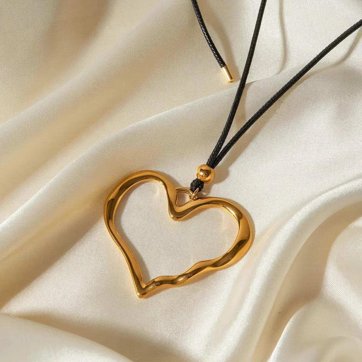 [AuraEcho]Francine Heart Pendant