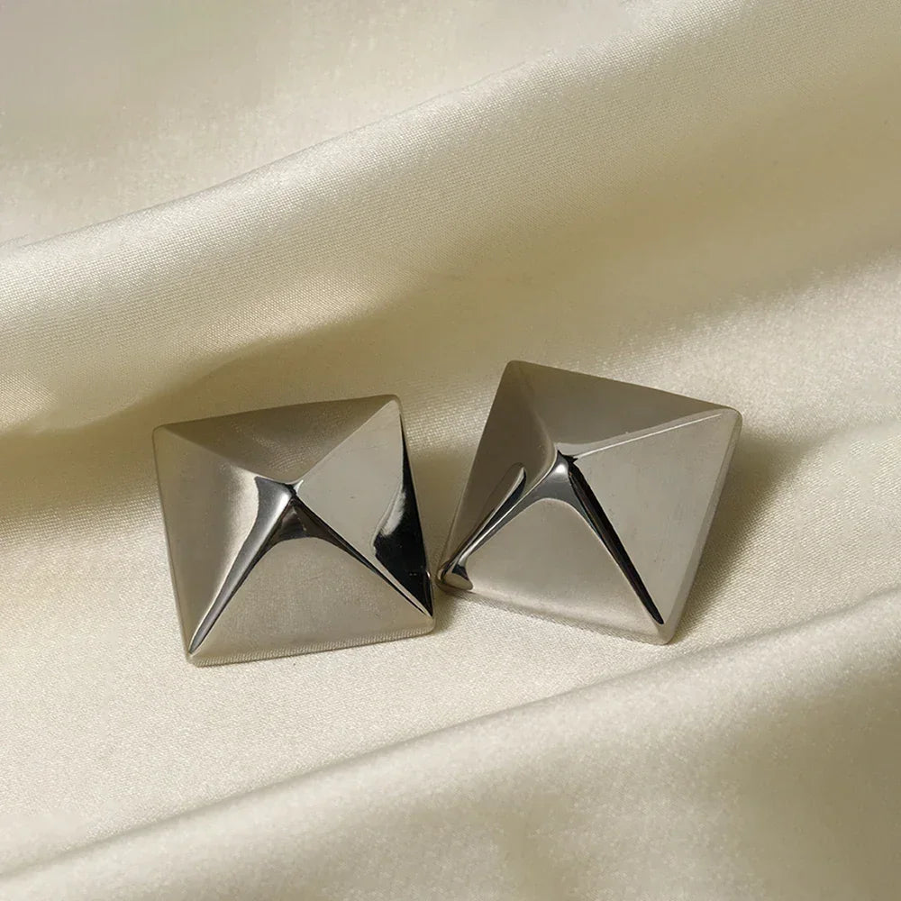 [AuraEcho]Barbara Gold Earrings