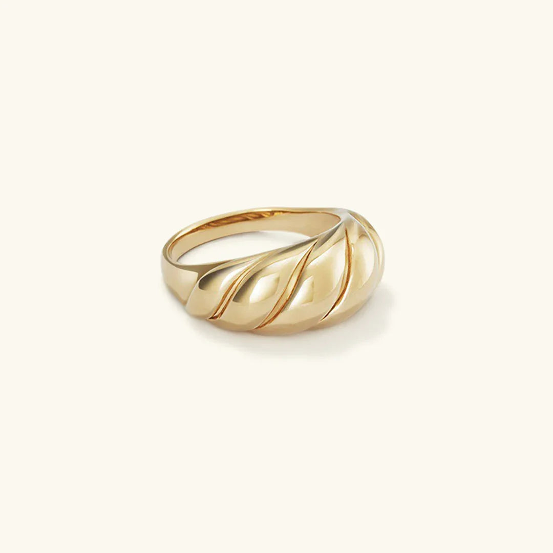 [AuraEcho]Lorelei Gold Croissant Ring