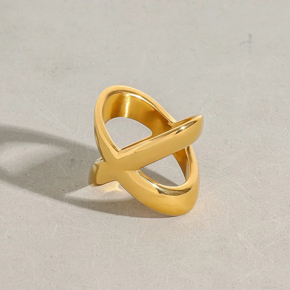 [AuraEcho]Carolyn Gold Cross Ring