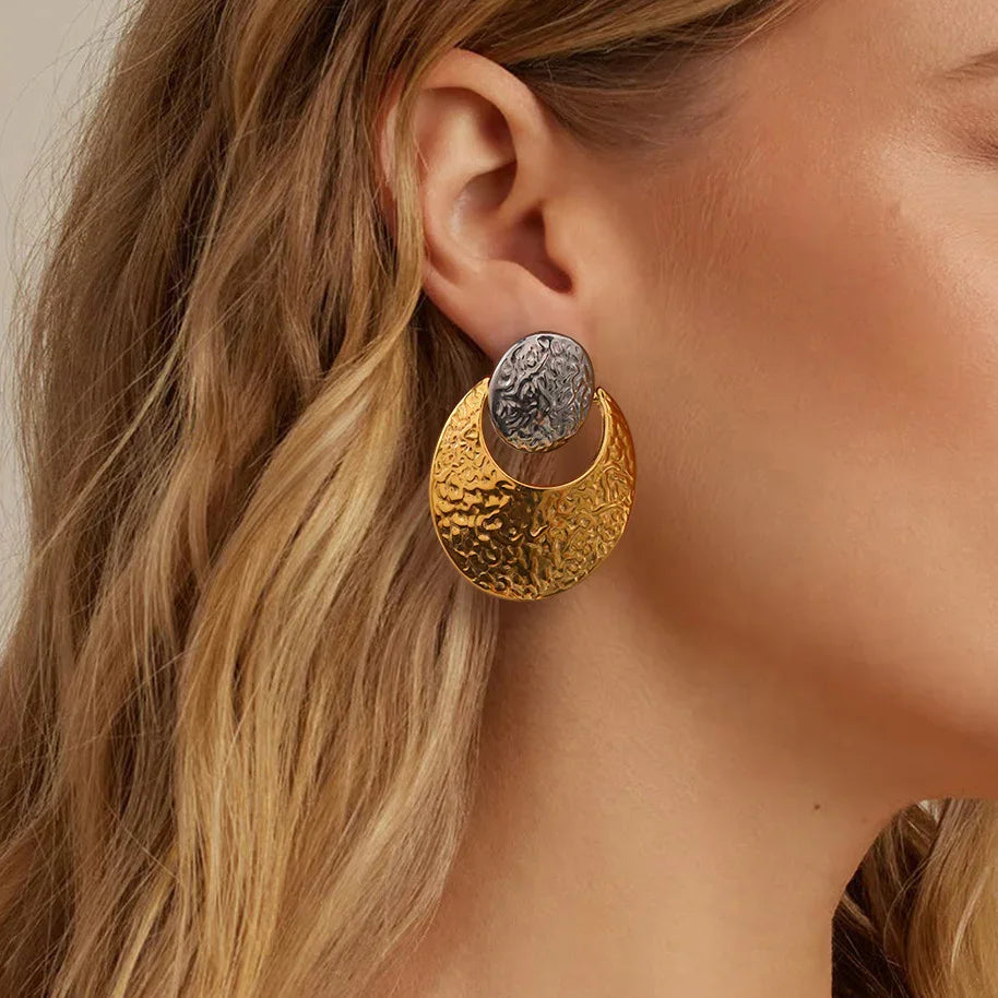 [AuraEcho]Shelly Two Tone Crescent Earrings