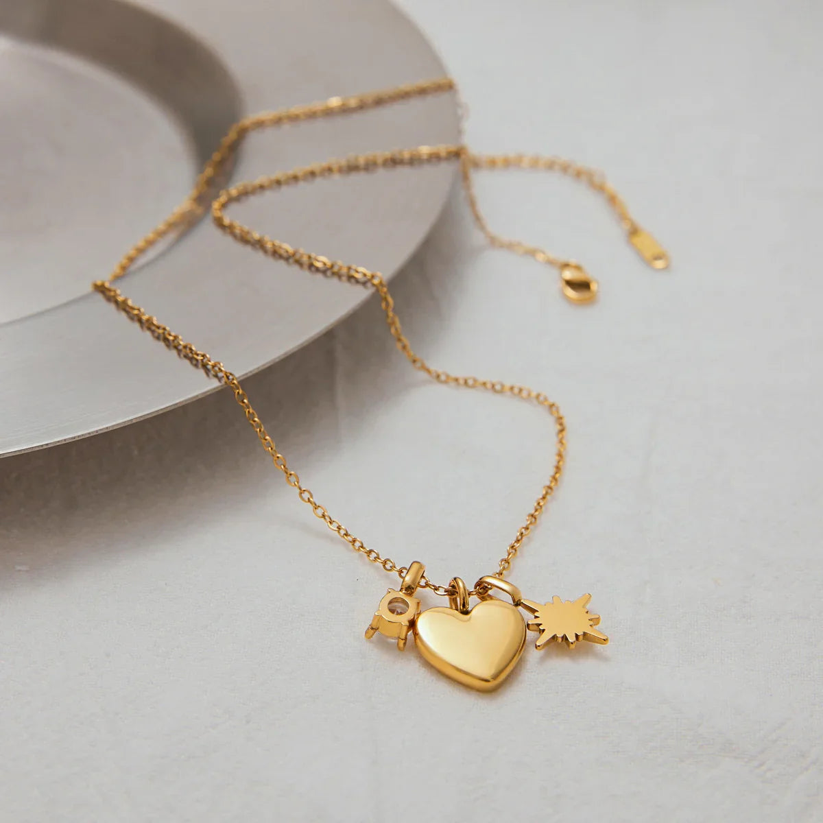[AuraEcho]A Mother's Appreciation Gold Locket