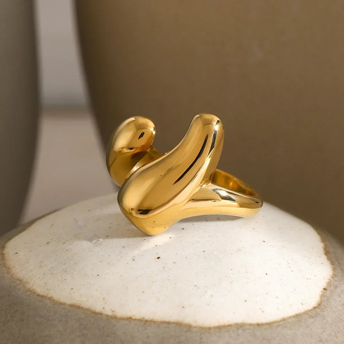 [AuraEcho]Abstract Gold Ring
