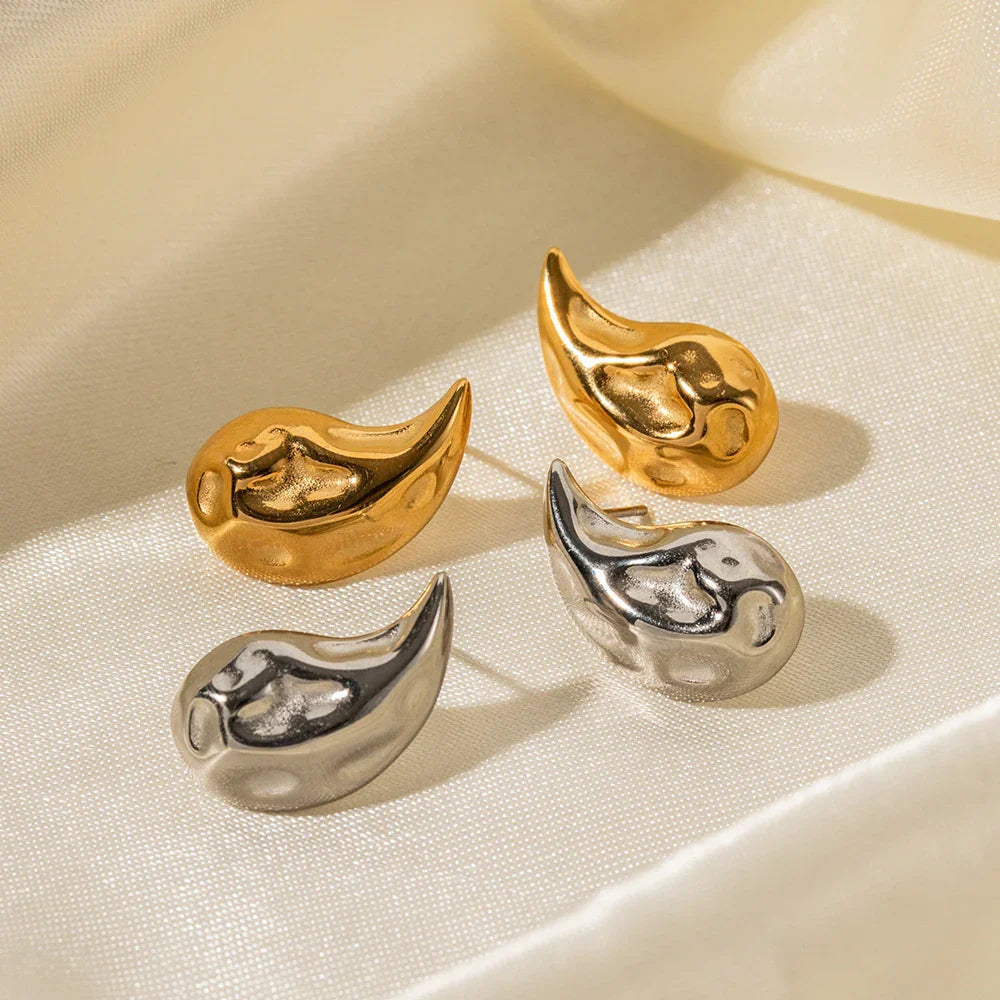 [AuraEcho]Raven Vintage Teardrop Earrings