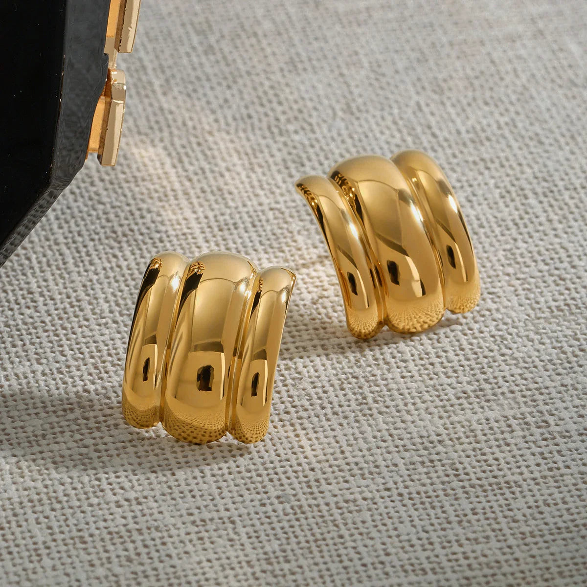 [AuraEcho]Angela Gold Arch Earrings