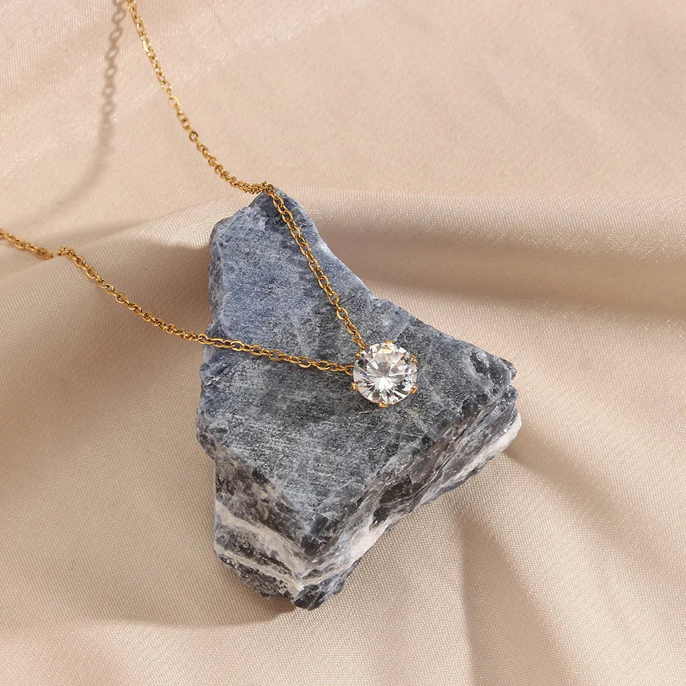 [AuraEcho]Kyla Solitaire Gold Necklace