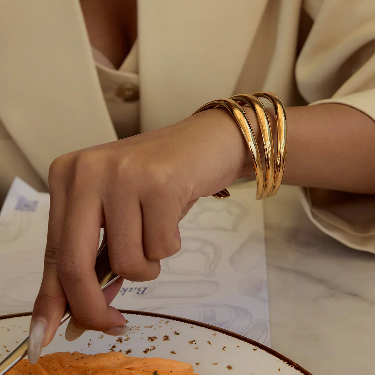[AuraEcho]Meredith Triple Layer Gold Bangle