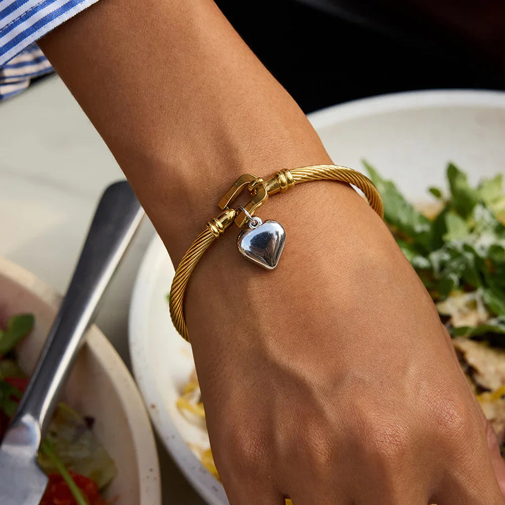 [AuraEcho]Solenne Twisted Band Gold Bracelet