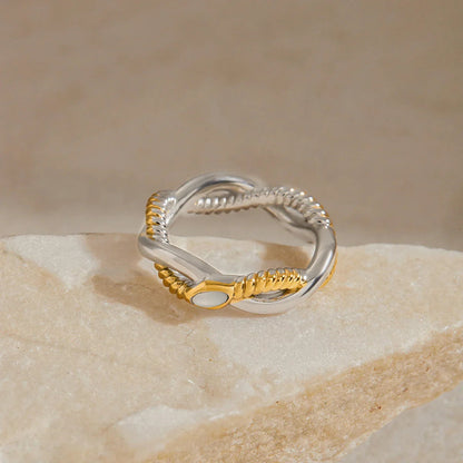 [AuraEcho]Nerisse Two-Tone Twist Ring