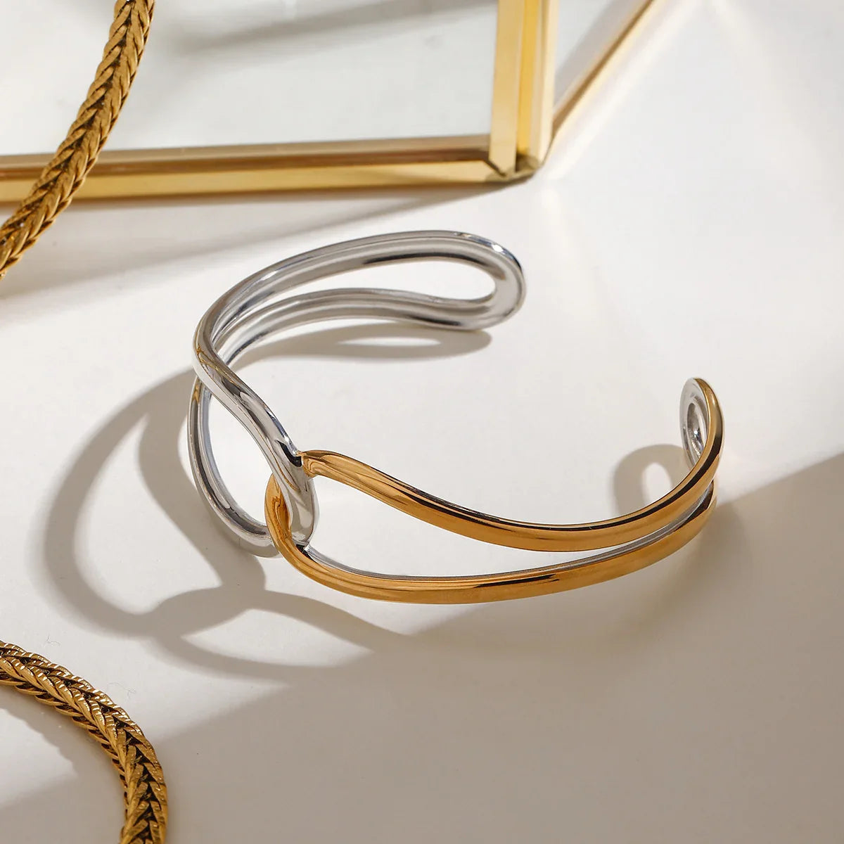 [AuraEcho]Noria Two Tone Gold Bangle