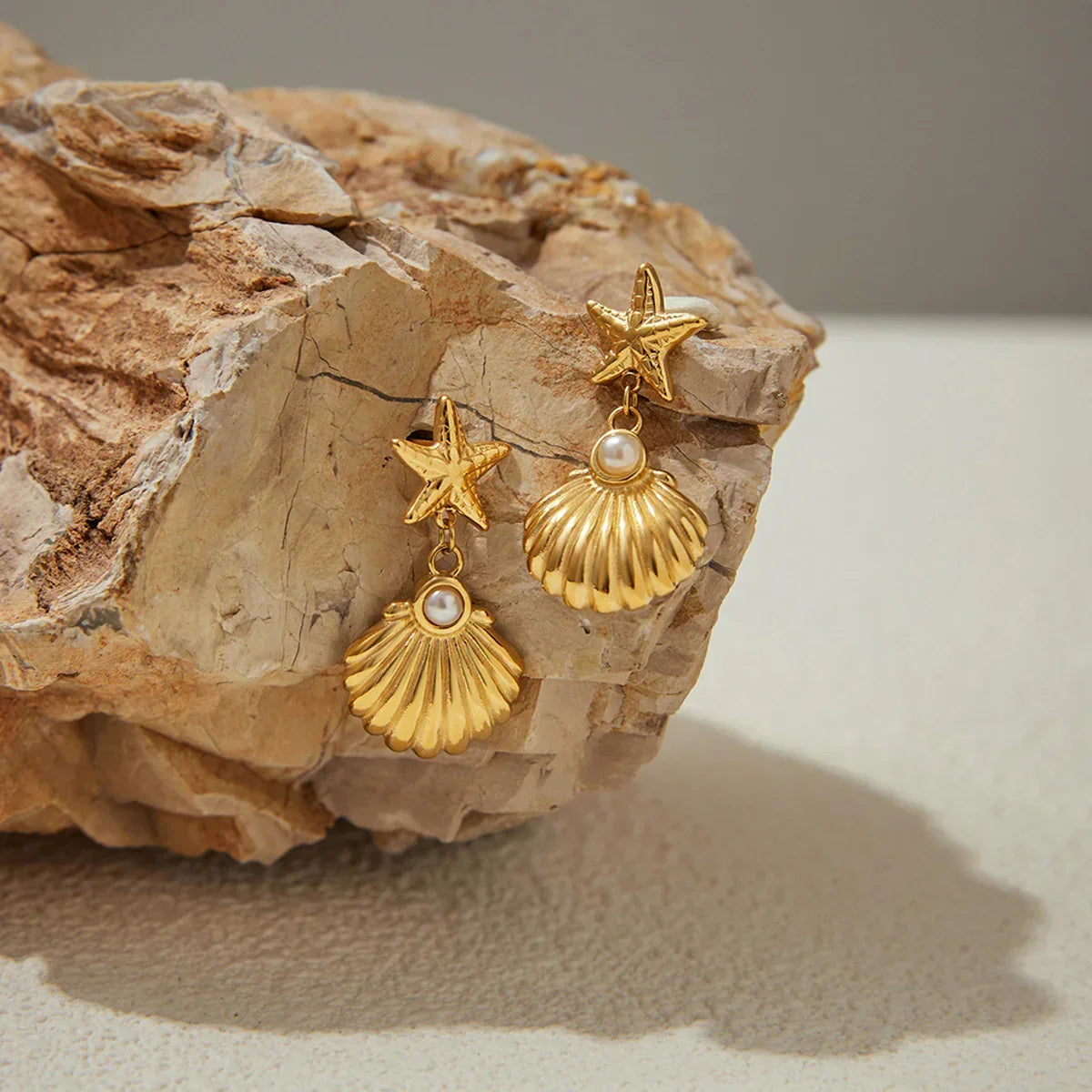 [AuraEcho]Bernadette Freshwater Pearl Earrings