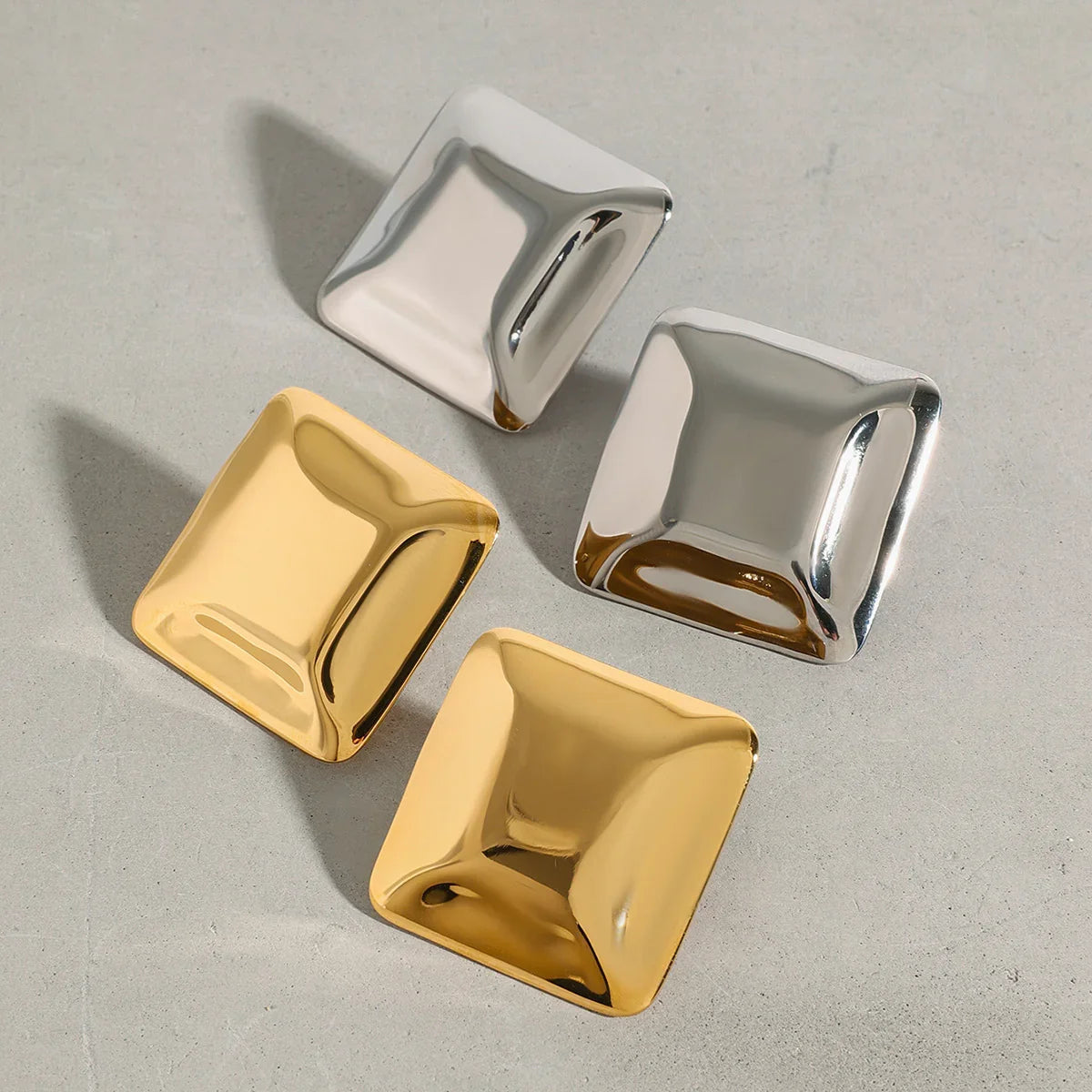 [AuraEcho]Fischer Chunky Pillow Earrings
