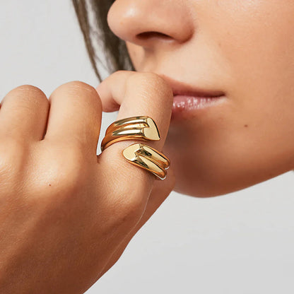 [AuraEcho]Tara Heart Twist Gold Ring