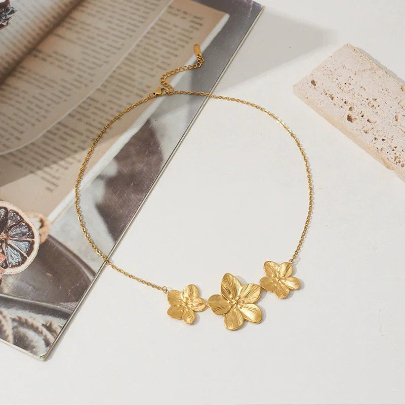 [AuraEcho]Millie Gold Flower Necklace