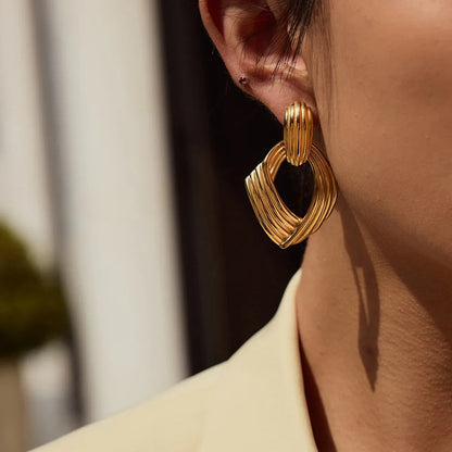 [AuraEcho]Selma Gold Knot Earrings