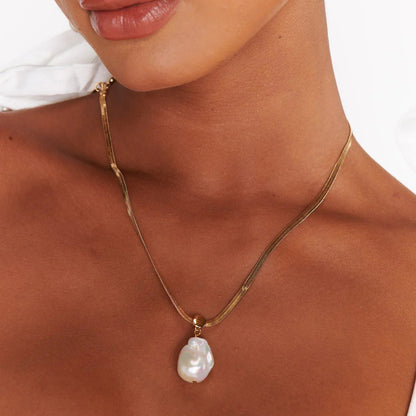 [AuraEcho]Glorietta Herringbone Pearl Necklace