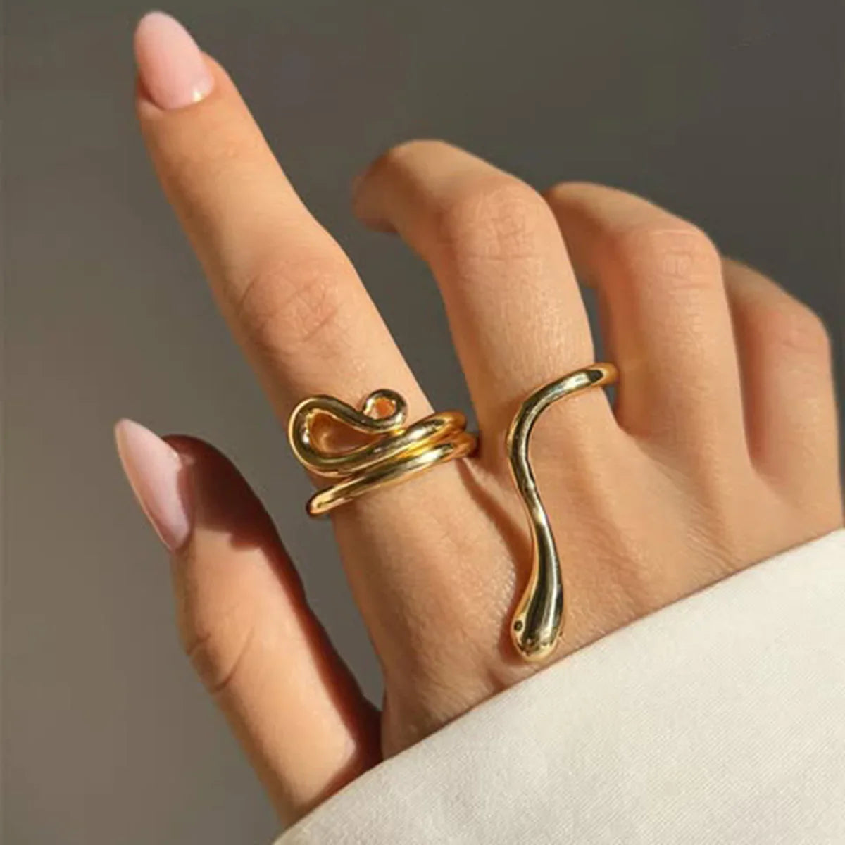 [AuraEcho]Gemmie Golden Snake Ring