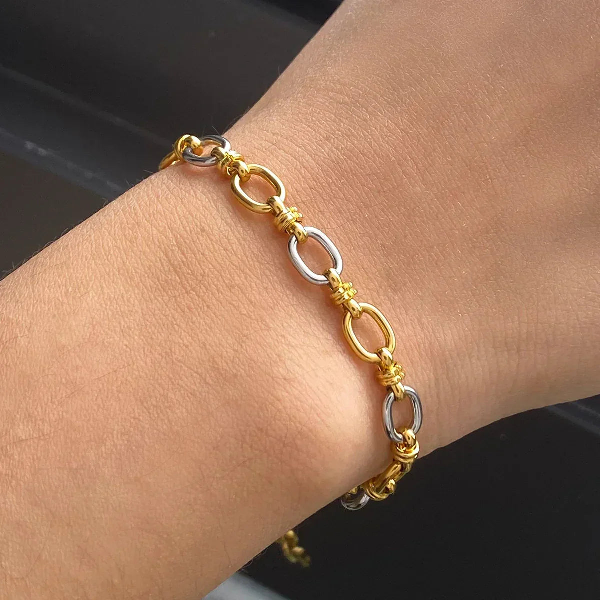 [AuraEcho]Addison Two Tone Gold Bracelet