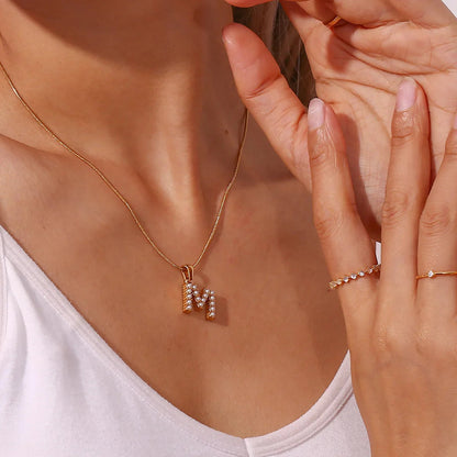 [AuraEcho]Augustine Initial Letter Pearl Necklace