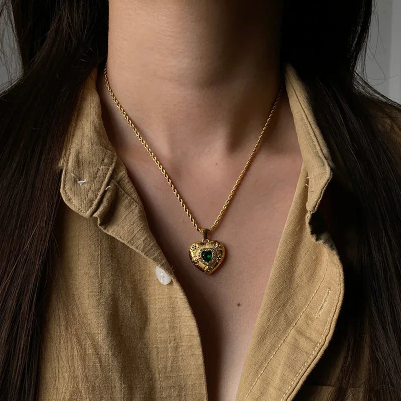 [AuraEcho]Caelus Gold Heart Necklace
