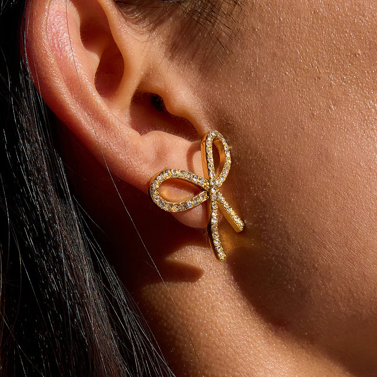 [AuraEcho]Dannah Diamond Bow Tie Earrings