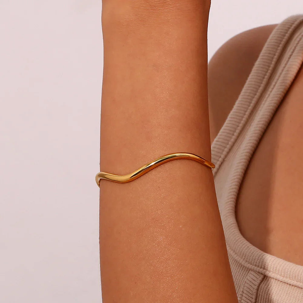 [AuraEcho]Lucinda Gold Bangle