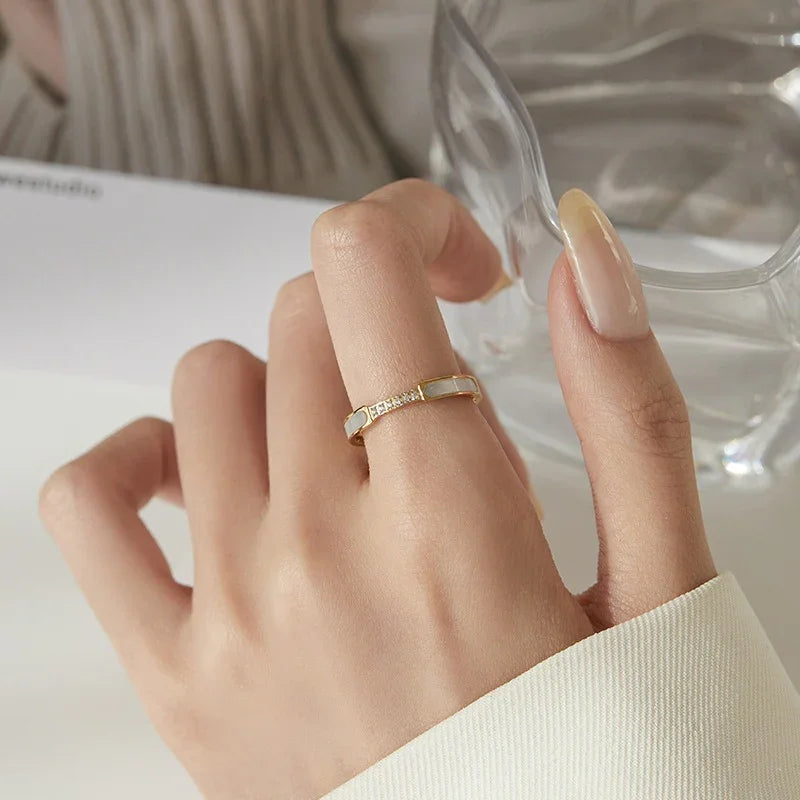 [AuraEcho]Gabrielle Diamond Simulant Gold Ring