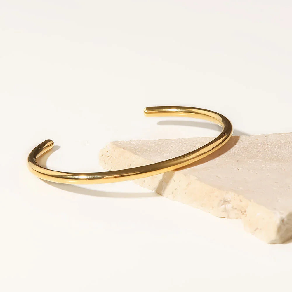 [AuraEcho]Ara Gold Bangle